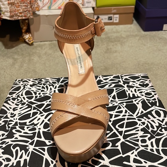 DVF Alara - Picture 2 of 7